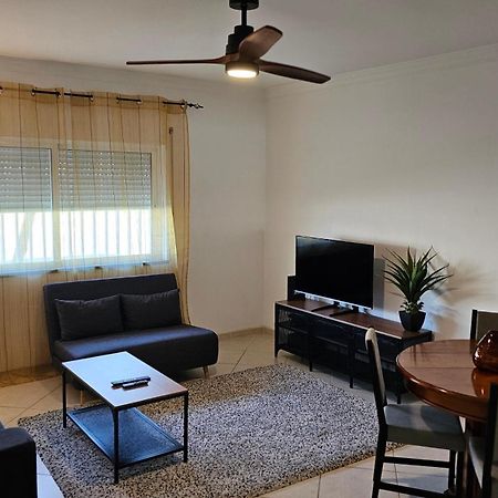 Harbour'S Way, Spacious And Cosy Apartment, With Ac Olhão Eksteriør billede