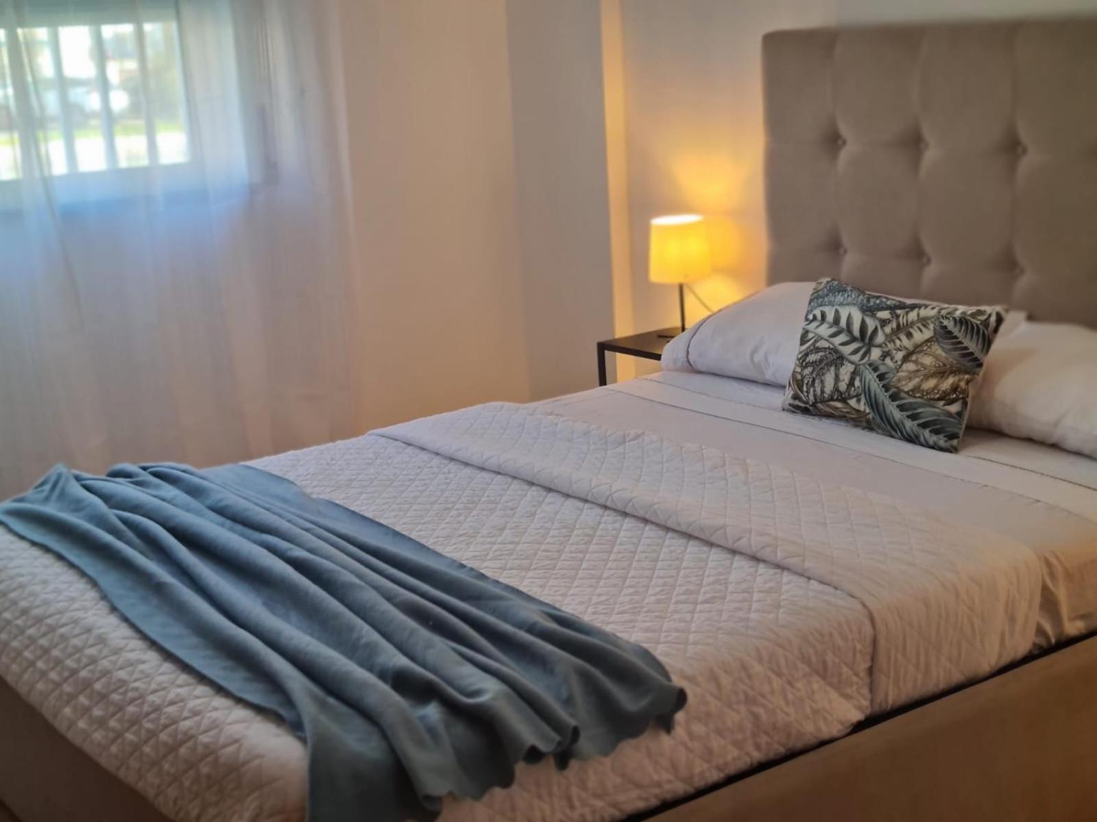 Harbour'S Way, Spacious And Cosy Apartment, With Ac Olhão Eksteriør billede